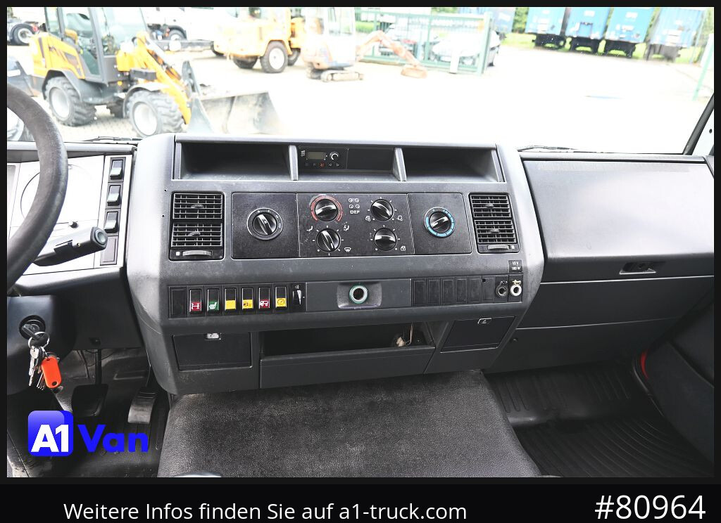 MAN MAN LE 8.180 Pritsche Doka, Automatik, AHK, 6-Sitzer - Caja abierta furgoneta, Furgoneta combi: foto 5 MAN MAN LE 8.180 Pritsche Doka, Automatik, AHK, 6-Sitzer - Caja abierta furgoneta, Furgoneta combi: foto 5