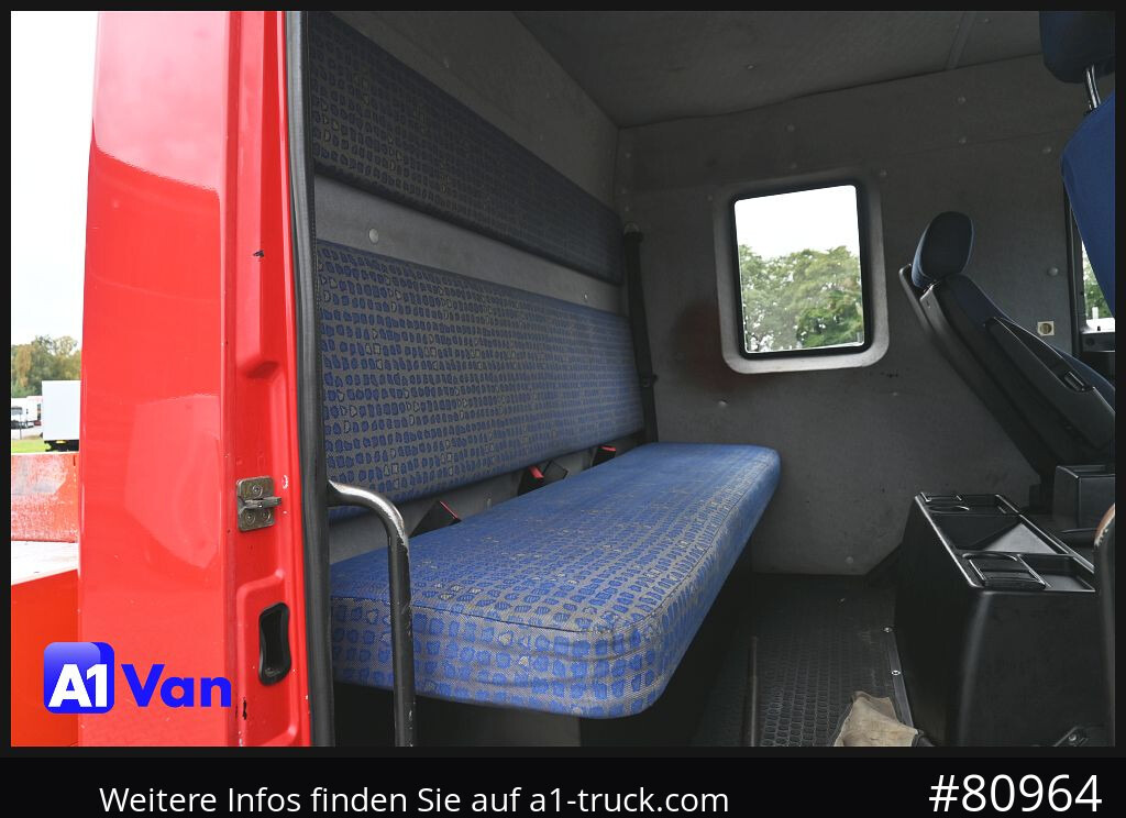 MAN MAN LE 8.180 Pritsche Doka, Automatik, AHK, 6-Sitzer - Caja abierta furgoneta, Furgoneta combi: foto 3 MAN MAN LE 8.180 Pritsche Doka, Automatik, AHK, 6-Sitzer - Caja abierta furgoneta, Furgoneta combi: foto 3