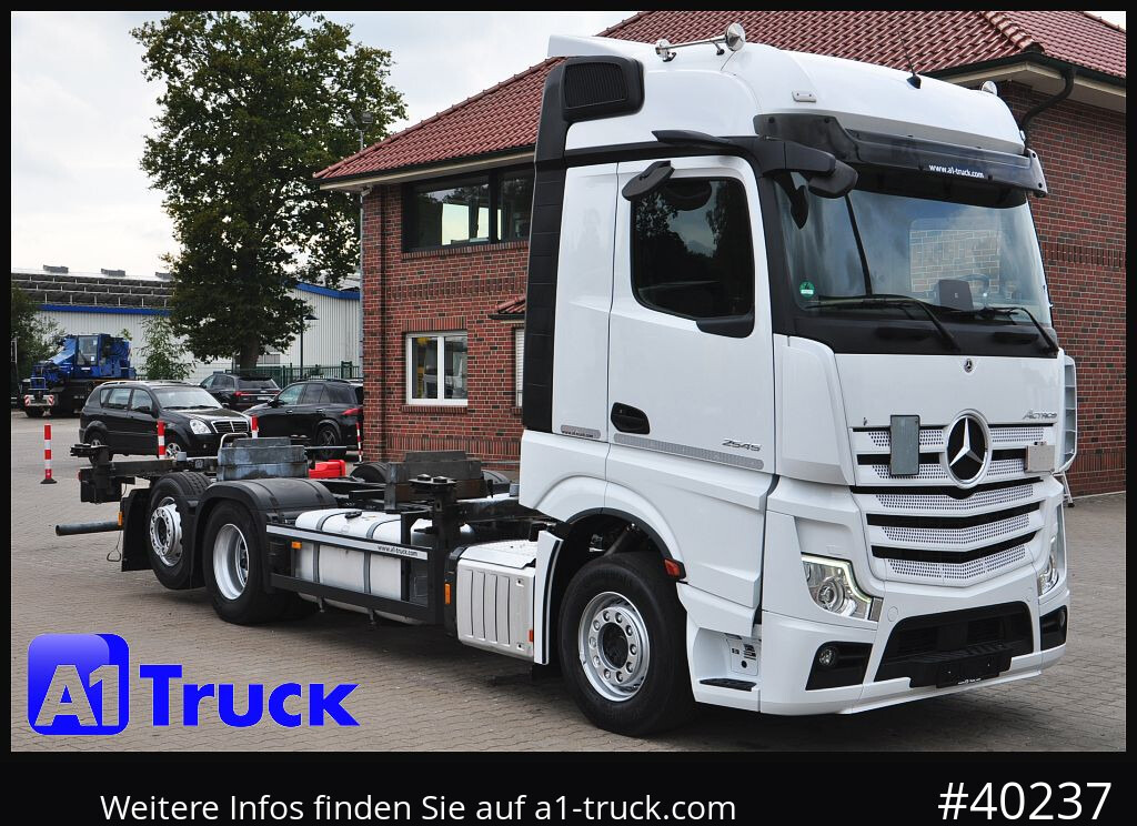 MERCEDES-BENZ 2545, Multi BDF, Wechsler, 7.45-7.82, MIDI, Liftachse - Portacontenedore/ Intercambiable camión: foto 1 MERCEDES-BENZ 2545, Multi BDF, Wechsler, 7.45-7.82, MIDI, Liftachse - Portacontenedore/ Intercambiable camión: foto 1