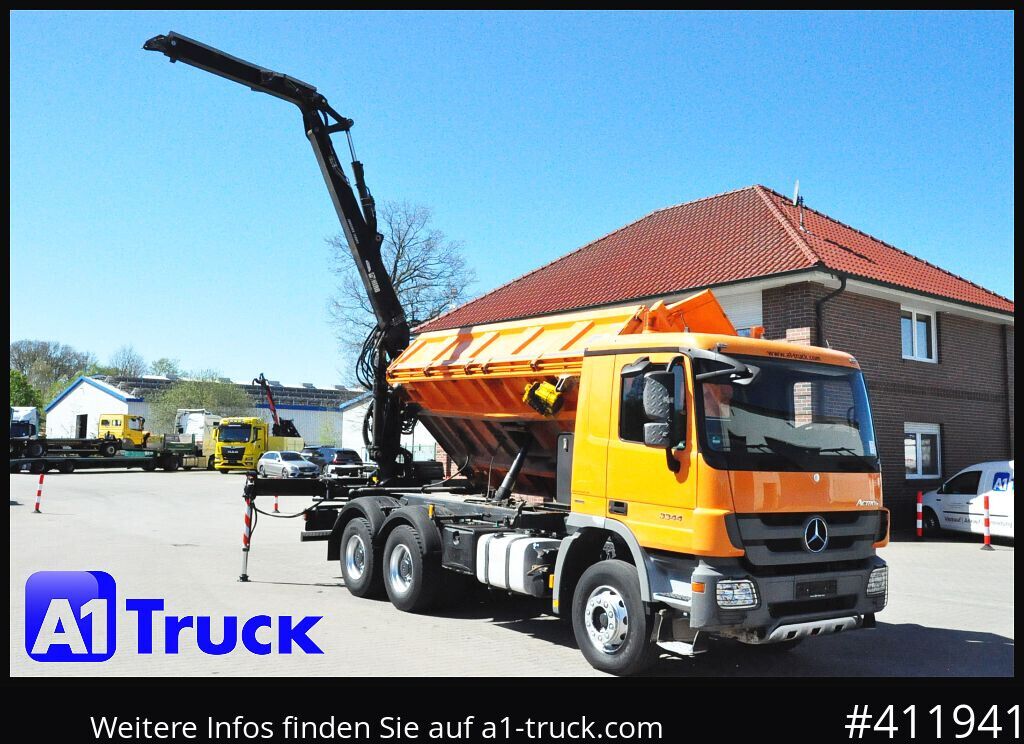 MERCEDES-BENZ 3344 MP3 Actros 6x4 Meiller Jonsered 1300 RS - Volquete camión, Camión grúa: foto 1 MERCEDES-BENZ 3344 MP3 Actros 6x4 Meiller Jonsered 1300 RS - Volquete camión, Camión grúa: foto 1