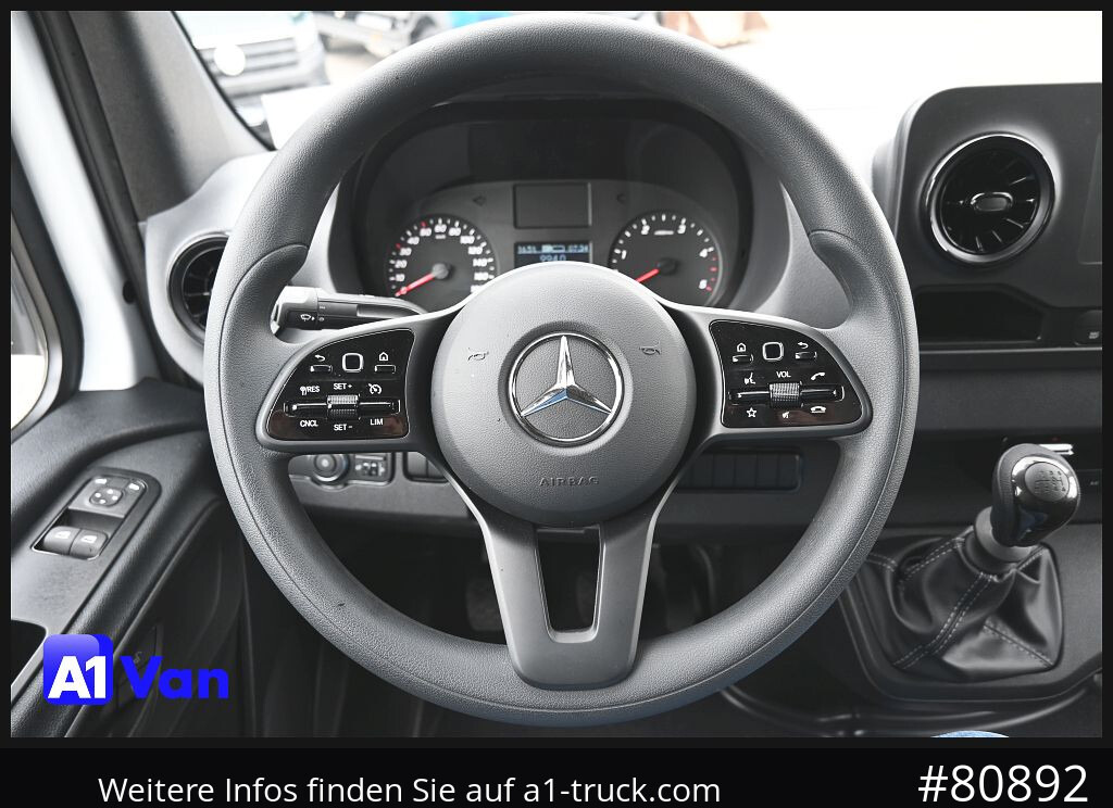 MERCEDES-BENZ Sprinter 317 CDI Fahrgestell, NEU, Klima, Tempomat, 3-Sitzer - Chasis camión: foto 5 MERCEDES-BENZ Sprinter 317 CDI Fahrgestell, NEU, Klima, Tempomat, 3-Sitzer - Chasis camión: foto 5