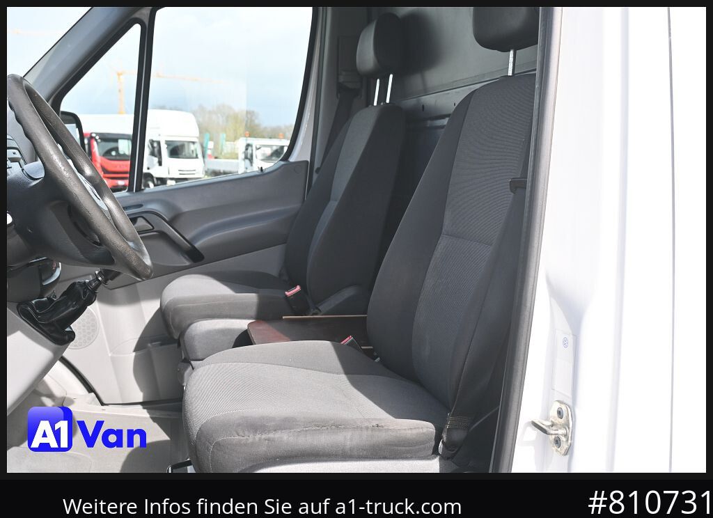VOLKSWAGEN Crafter 50 2.0 TDI Kasten, Klima, ZV, AHK - Furgón: foto 3 VOLKSWAGEN Crafter 50 2.0 TDI Kasten, Klima, ZV, AHK - Furgón: foto 3