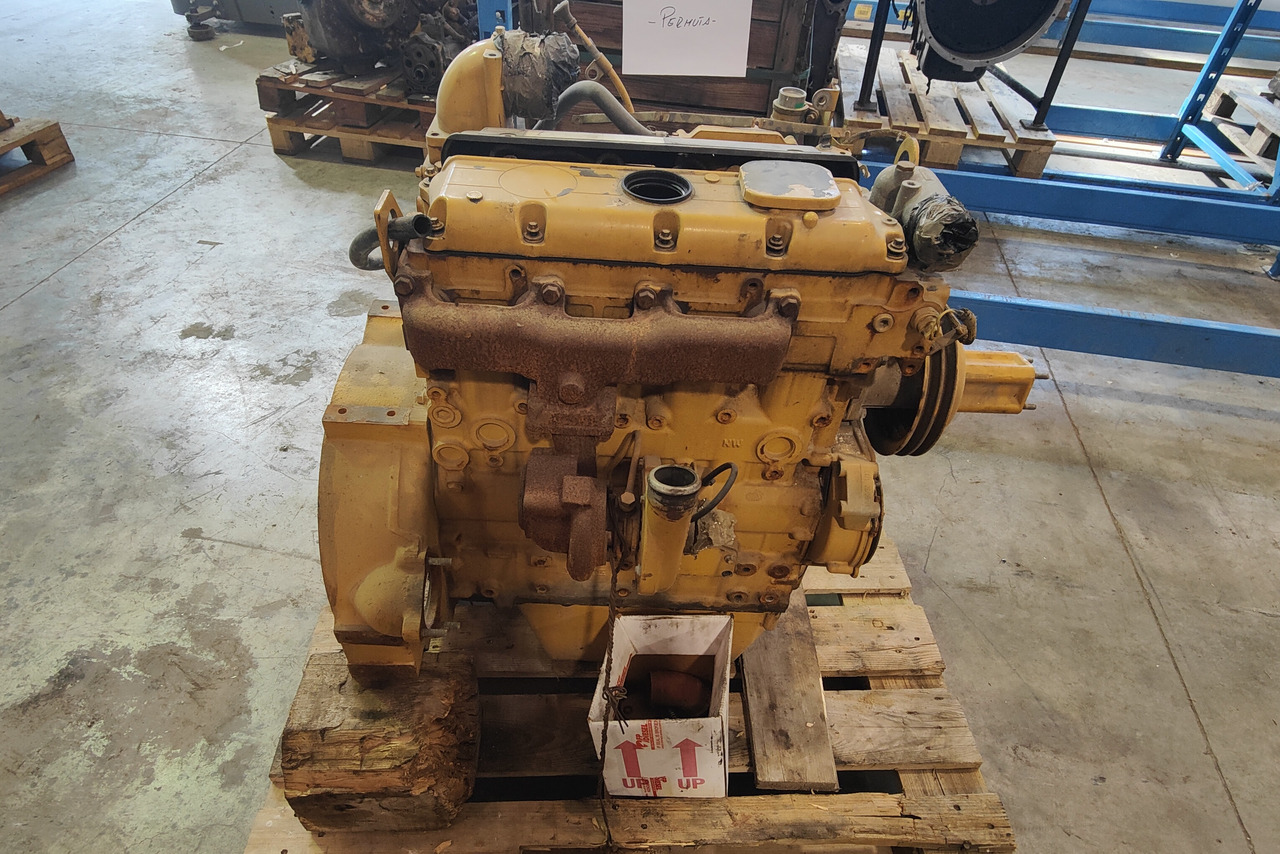 Caterpillar 3054E Motore 3054E - Motor y piezas para Maquinaria de construcción: foto 1 Caterpillar 3054E Motore 3054E - Motor y piezas para Maquinaria de construcción: foto 1