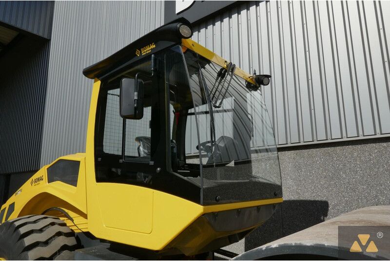 Rodillo nuevo Bomag BW226-5CL: foto 10 Rodillo nuevo Bomag BW226-5CL: foto 10