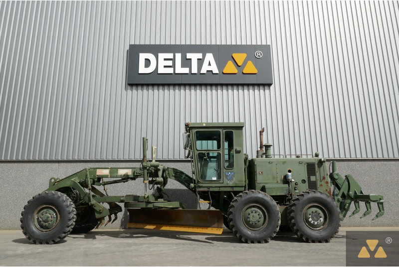 Caterpillar 130G Ex-army - Grader: foto 1 Caterpillar 130G Ex-army - Grader: foto 1