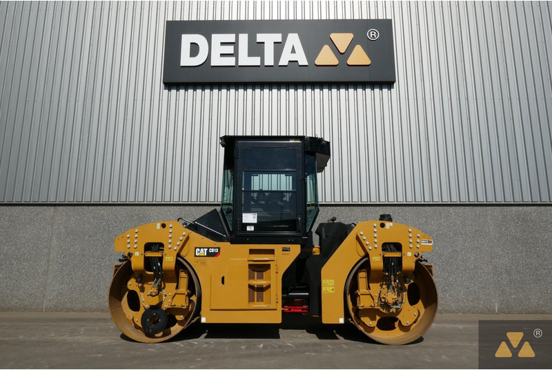 Caterpillar CB13 - Rodillo: foto 1 Caterpillar CB13 - Rodillo: foto 1