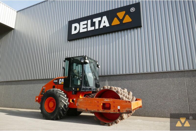 Caterpillar CP533E - Rodillo: foto 3 Caterpillar CP533E - Rodillo: foto 3