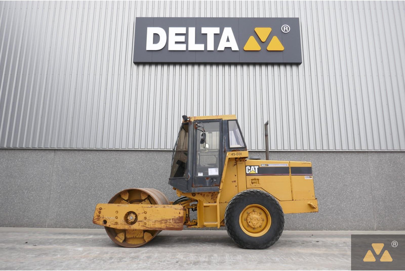 Caterpillar CS433C - Rodillo: foto 1 Caterpillar CS433C - Rodillo: foto 1