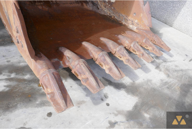 Excavadora de cadenas Komatsu PC490LC-11: foto 10