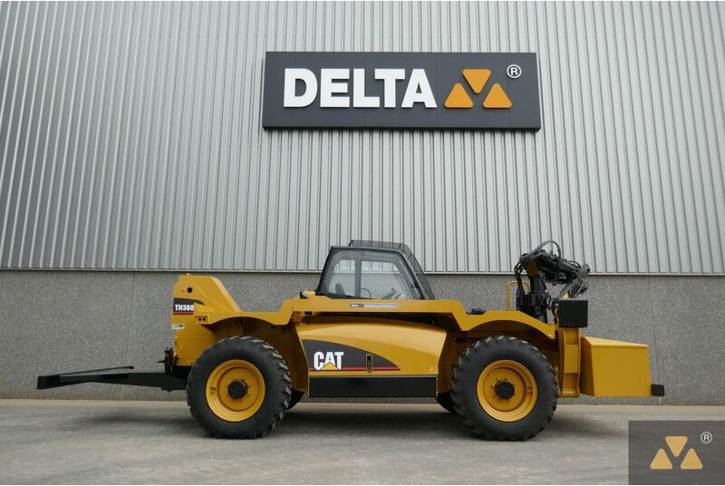 Caterpillar TH360B Welding Tractor - Maquinaria de construcción: foto 2 Caterpillar TH360B Welding Tractor - Maquinaria de construcción: foto 2