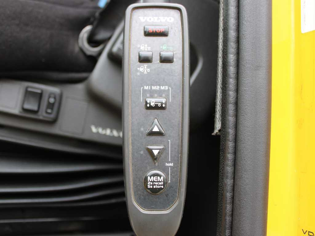 Cabeza tractora Volvo FH 420, EURO 5 EEV, LOWDECK, AIR SUSPENSION, VEB +: foto 7 Cabeza tractora Volvo FH 420, EURO 5 EEV, LOWDECK, AIR SUSPENSION, VEB +: foto 7