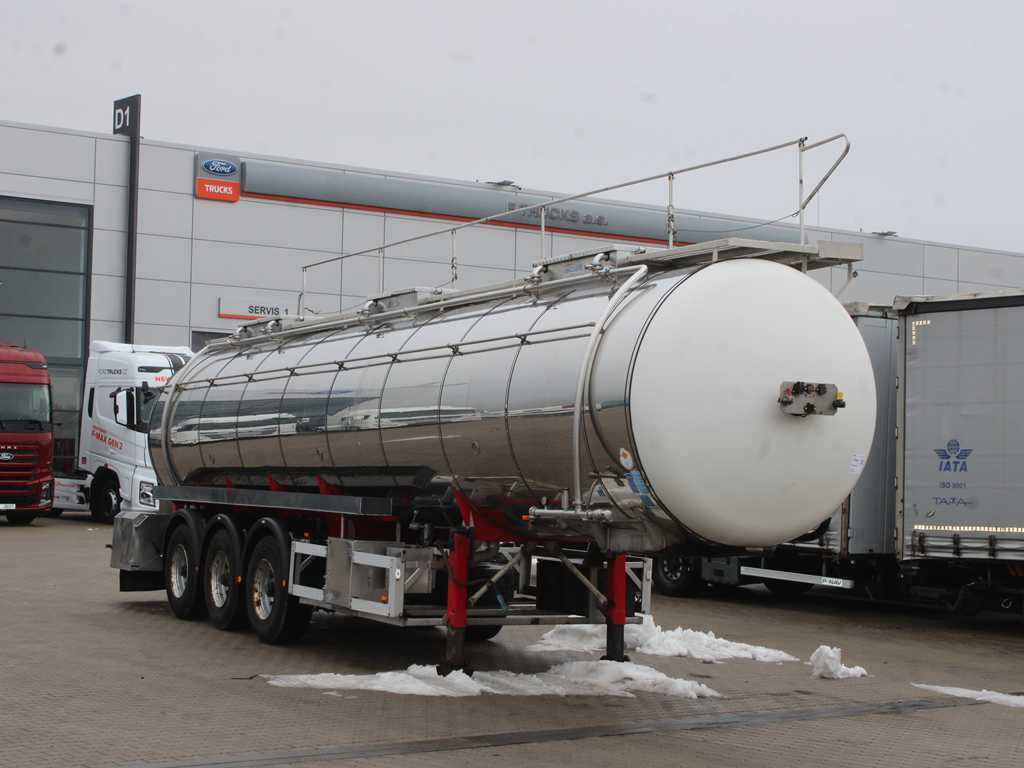 Feldbinder TSA, LIFT AXLE, 32 m³ - Cisterna semirremolque: foto 3 Feldbinder TSA, LIFT AXLE, 32 m³ - Cisterna semirremolque: foto 3