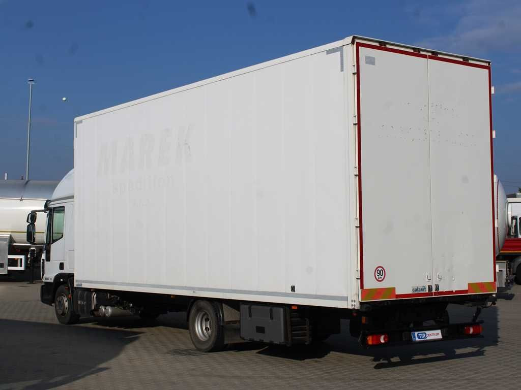 Iveco EUROCARGO 120EL22, EURO 6, PNEU 80% - Camión caja cerrada: foto 4 Iveco EUROCARGO 120EL22, EURO 6, PNEU 80% - Camión caja cerrada: foto 4