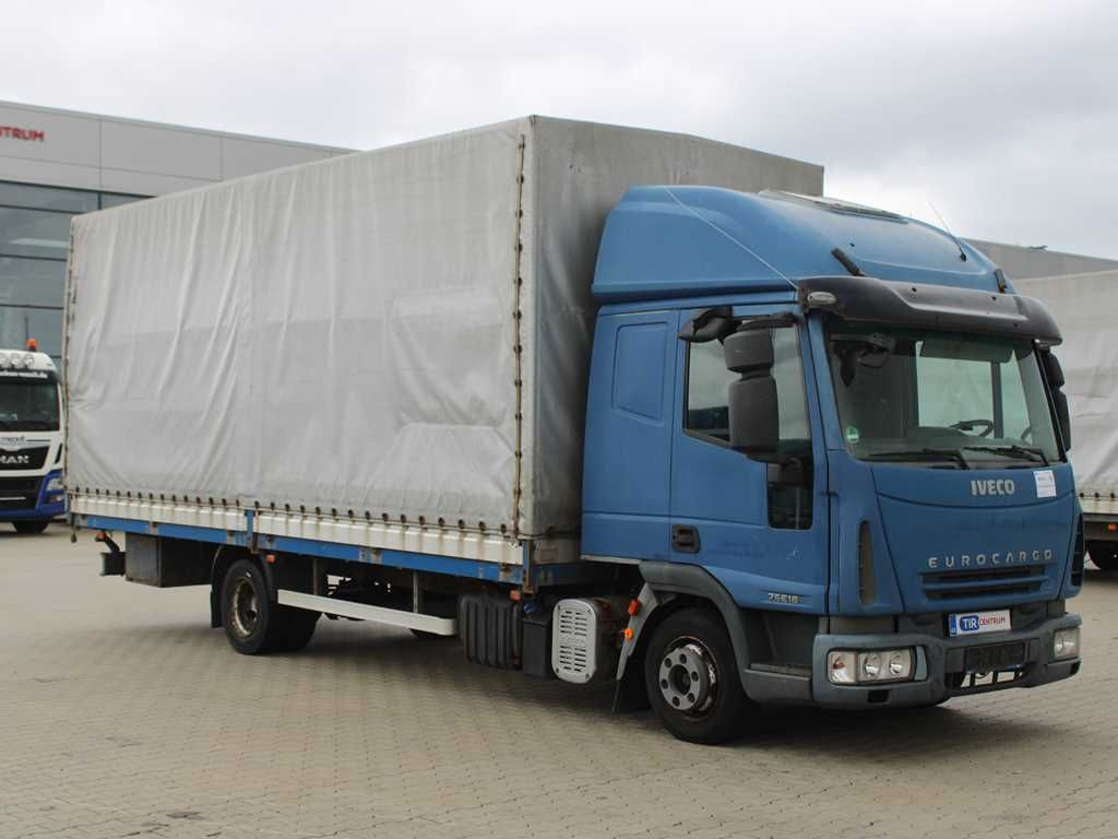 Iveco EUROCARGO 75E18, EURO 4 , PNEU 80% - Camión lona: foto 2 Iveco EUROCARGO 75E18, EURO 4 , PNEU 80% - Camión lona: foto 2