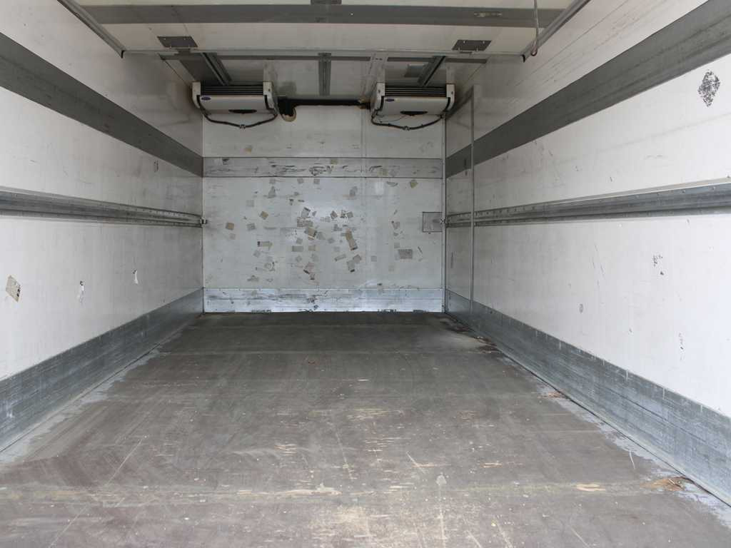 Frigorífico camión MAN TGL 12.210, EURO 4, HYDRAULIC FRONT, CARRIER SUPRA 850 Mt, 2X EVAPORATOR: foto 10