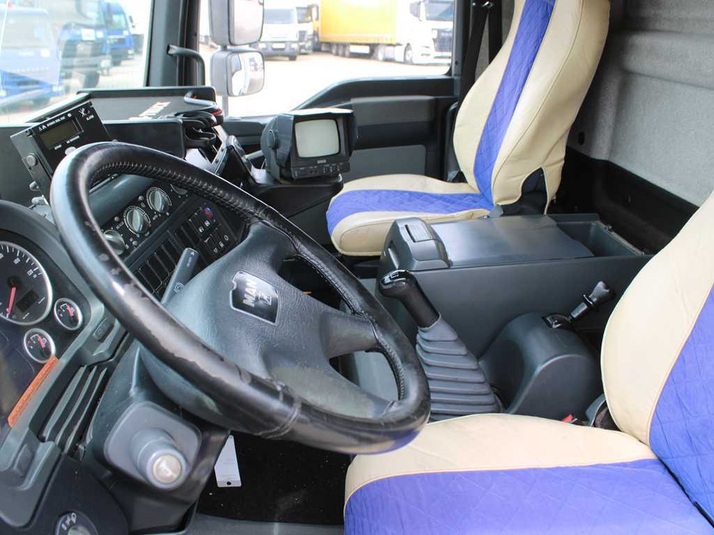 Frigorífico camión MAN TGL 12.210, EURO 4, HYDRAULIC FRONT, CARRIER SUPRA 850 Mt, 2X EVAPORATOR: foto 15