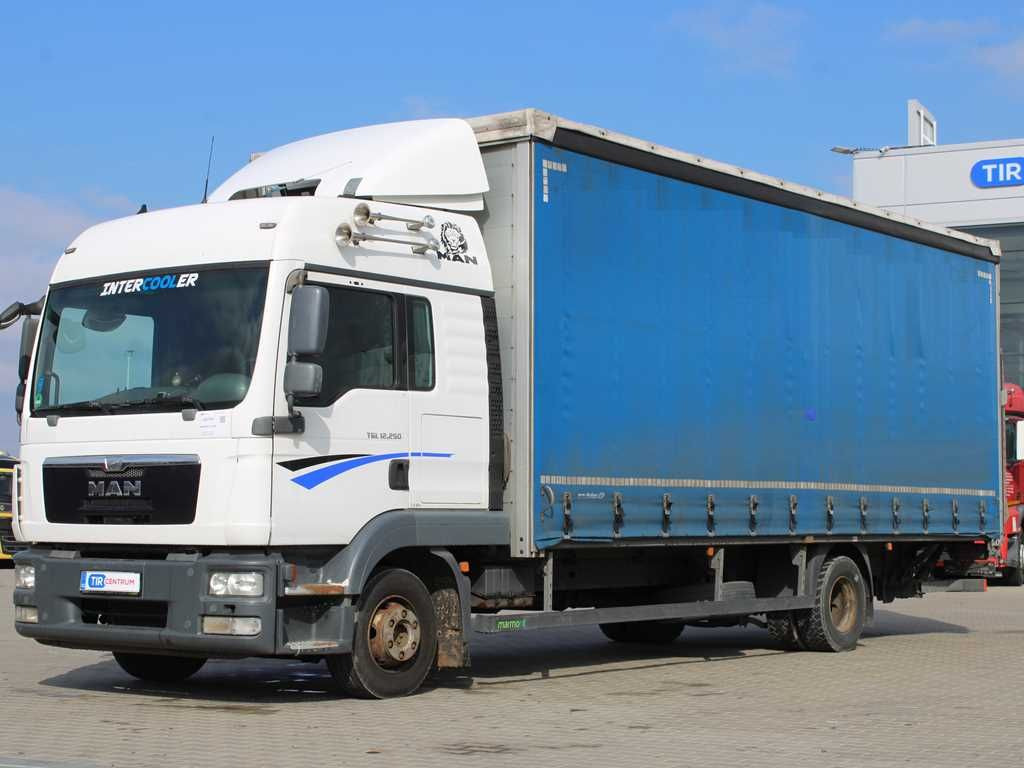 MAN TGL 12.250, EURO 5, TAIL LIFT - Camión lona: foto 1 MAN TGL 12.250, EURO 5, TAIL LIFT - Camión lona: foto 1