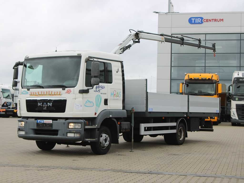 MAN TGL 8.220, EURO 5, SIDEBOARD, TIRES 80%, HYDRAULIC ARM TLC_38A.3 - Camión caja abierta, Camión grúa: foto 1 MAN TGL 8.220, EURO 5, SIDEBOARD, TIRES 80%, HYDRAULIC ARM TLC_38A.3 - Camión caja abierta, Camión grúa: foto 1