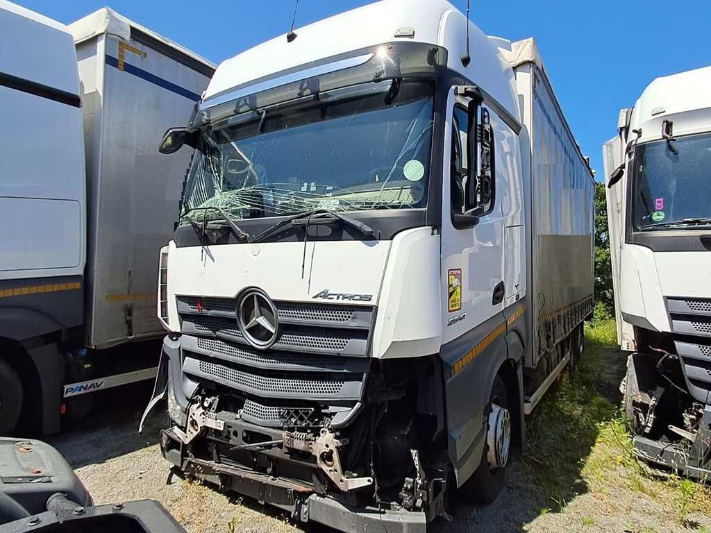 Mercedes-Benz Actros 2542, 6X2 - Camión lona: foto 1 Mercedes-Benz Actros 2542, 6X2 - Camión lona: foto 1