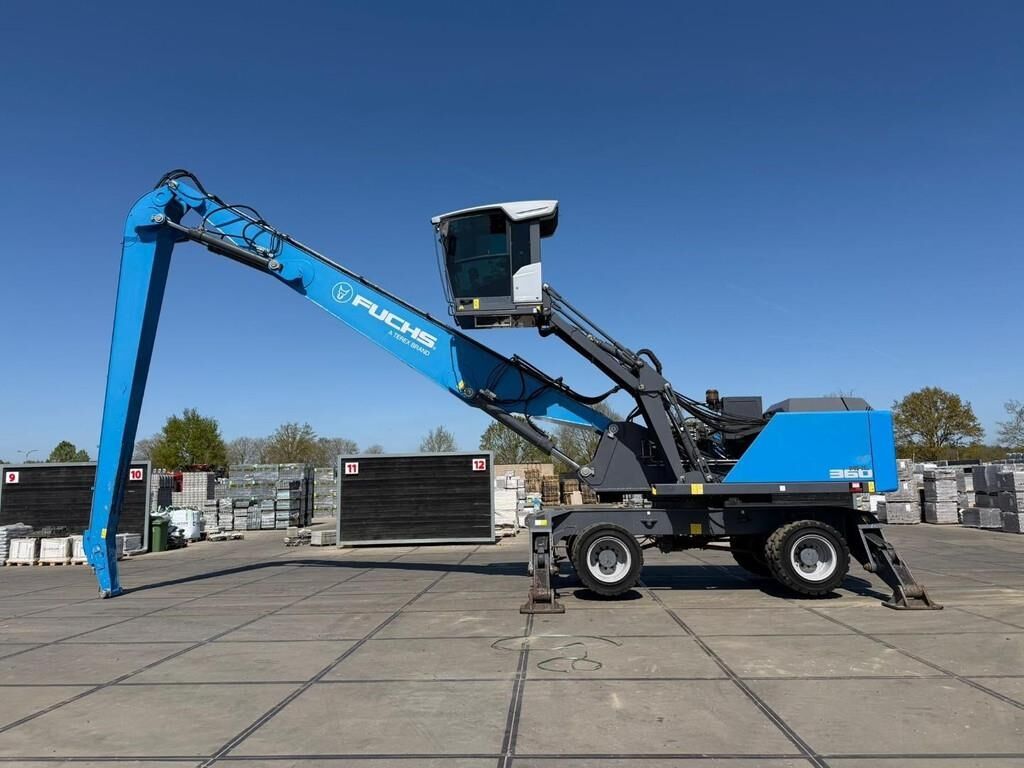 Fuchs MHL 360 T4F - Manipulador de materiales: foto 1 Fuchs MHL 360 T4F - Manipulador de materiales: foto 1