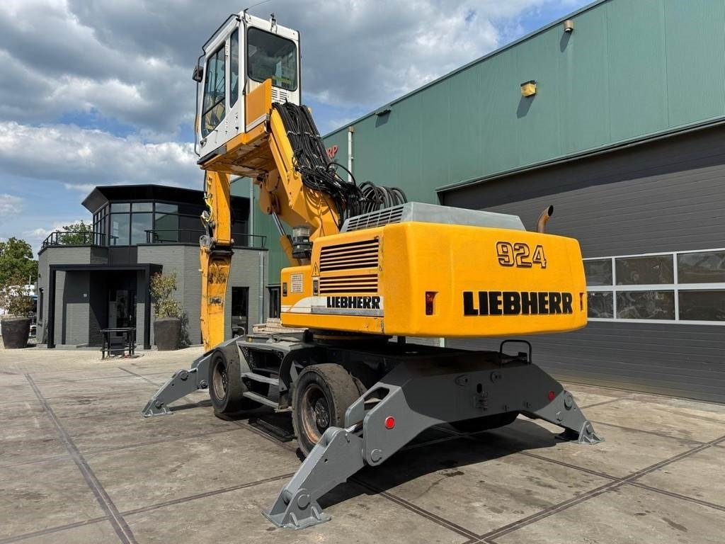 Liebherr A 924 B - Manipulador de materiales: foto 3 Liebherr A 924 B - Manipulador de materiales: foto 3