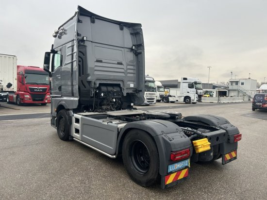 MAN TGX 18.640, Individual S, Full-Air, Alufelgen, Standklima, E6, Performance-Line, - Cabeza tractora: foto 4 MAN TGX 18.640, Individual S, Full-Air, Alufelgen, Standklima, E6, Performance-Line, - Cabeza tractora: foto 4