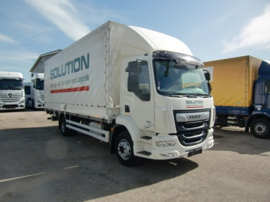 DAF LF 260 16 Tonner Plane mit LBW, Automatik, E6, - Camión lona: foto 3 DAF LF 260 16 Tonner Plane mit LBW, Automatik, E6, - Camión lona: foto 3