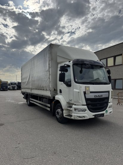 DAF LF 260 16 Tonner Plane mit LBW, Automatik, E6, - Camión lona: foto 1 DAF LF 260 16 Tonner Plane mit LBW, Automatik, E6, - Camión lona: foto 1