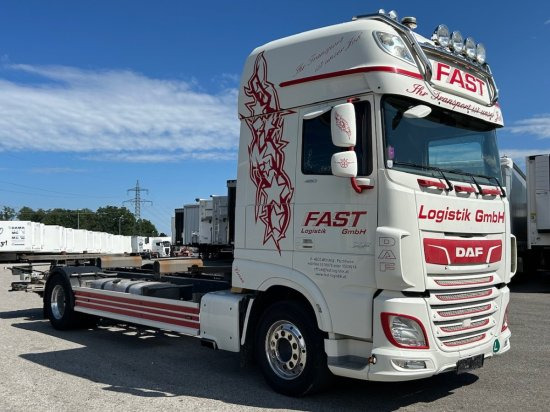 DAF XF 480 FA BDF SSC Euro 6, Bär Cargolift Falt, Retarder - Portacontenedore/ Intercambiable camión: foto 2 DAF XF 480 FA BDF SSC Euro 6, Bär Cargolift Falt, Retarder - Portacontenedore/ Intercambiable camión: foto 2