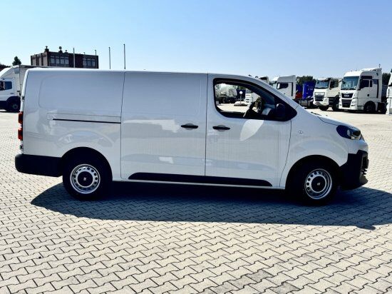Fiat Scudo M BlueDHi 120 6-Gang - Furgón: foto 5 Fiat Scudo M BlueDHi 120 6-Gang - Furgón: foto 5