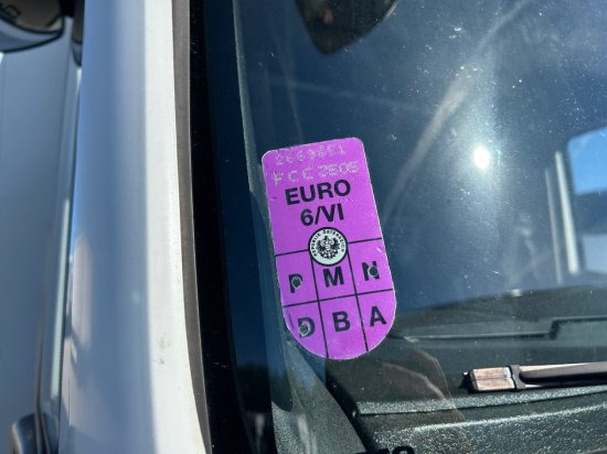 Iveco 160E Koffer, E6, LBW Palfinger - Camión caja cerrada: foto 5 Iveco 160E Koffer, E6, LBW Palfinger - Camión caja cerrada: foto 5