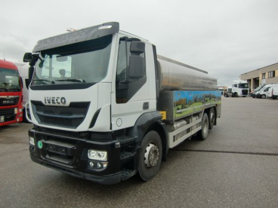 Iveco Stralis AD 260 SYS Milchtankwagen, Tankaufbau, ,Lenkachse + Liftachse, Retarder, 3 Kammern zu 5300l - Cisterna camión: foto 1 Iveco Stralis AD 260 SYS Milchtankwagen, Tankaufbau, ,Lenkachse + Liftachse, Retarder, 3 Kammern zu 5300l - Cisterna camión: foto 1