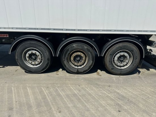 Kempf SKM 39 Alu-Kastenmulde 55m³ Rollplane - Volquete semirremolque: foto 3 Kempf SKM 39 Alu-Kastenmulde 55m³ Rollplane - Volquete semirremolque: foto 3