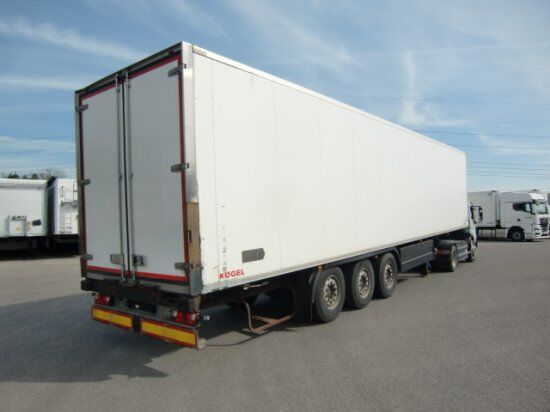 Kögel SV 24 Carrier Maxima1300 ,Doppelstock - Isotérmico semirremolque: foto 4 Kögel SV 24 Carrier Maxima1300 ,Doppelstock - Isotérmico semirremolque: foto 4