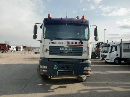 MAN TGA 26.360 6x4 Kipper, Manuel, E3 Schwarzmüller 3-Seitenkipper - Volquete camión: foto 2 MAN TGA 26.360 6x4 Kipper, Manuel, E3 Schwarzmüller 3-Seitenkipper - Volquete camión: foto 2