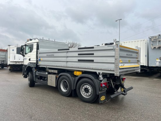 MAN TGS 28.480 6x4x4 , Meiller, Winterdienstausrüstung, Achslift, Lenkachse - Volquete camión: foto 2 MAN TGS 28.480 6x4x4 , Meiller, Winterdienstausrüstung, Achslift, Lenkachse - Volquete camión: foto 2
