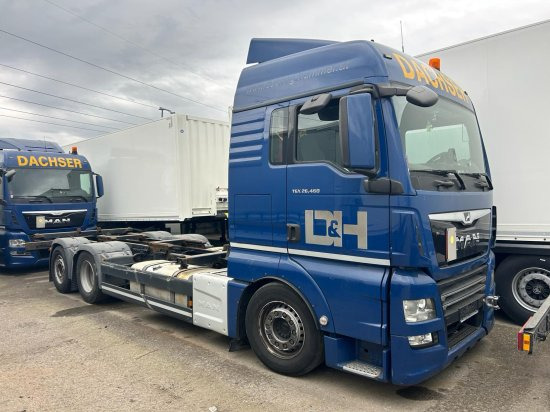 MAN TGX 26.440 XLX 6x2 Liftachse, Euro 6, Motorschaden, engine damage! - Portacontenedore/ Intercambiable camión: foto 1 MAN TGX 26.440 XLX 6x2 Liftachse, Euro 6, Motorschaden, engine damage! - Portacontenedore/ Intercambiable camión: foto 1