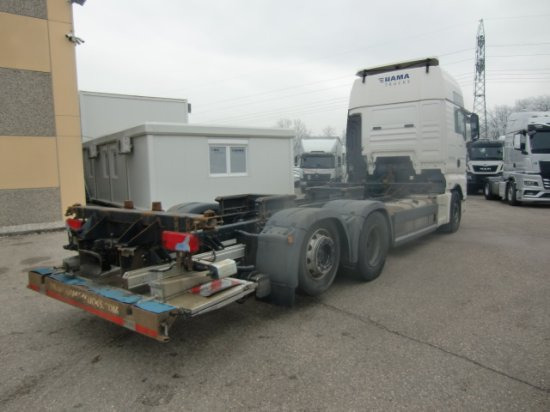 MAN TGX 26.460 XXL 6x2 Liftachse Euro 6 Unterfaltbühne - Portacontenedore/ Intercambiable camión: foto 4 MAN TGX 26.460 XXL 6x2 Liftachse Euro 6 Unterfaltbühne - Portacontenedore/ Intercambiable camión: foto 4
