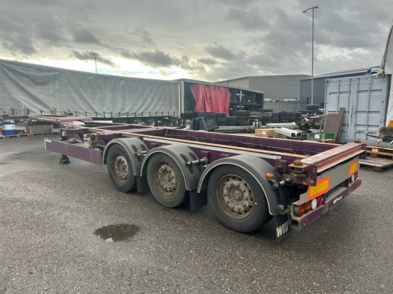 Web Trailer LPRS24 Heckschieber 1x20 ft 2x20 ft 1x40 ft - Portacontenedore/ Intercambiable semirremolque: foto 4 Web Trailer LPRS24 Heckschieber 1x20 ft 2x20 ft 1x40 ft - Portacontenedore/ Intercambiable semirremolque: foto 4