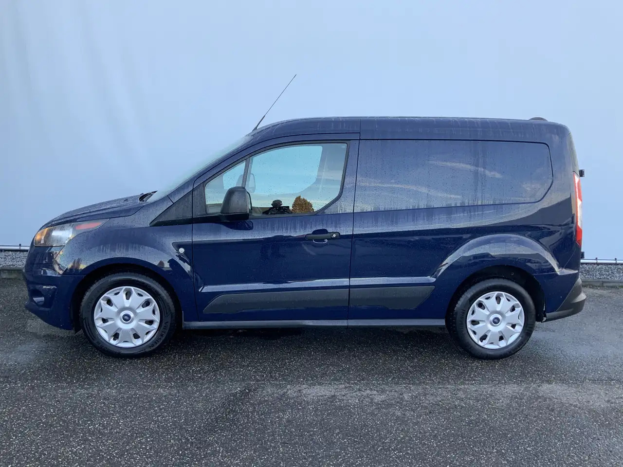 Ford Transit Connect 1.5 TDCI L1 Trend Airco Cruise Trekhaak 1200 kg Eu - Furgoneta pequeña: foto 3 Ford Transit Connect 1.5 TDCI L1 Trend Airco Cruise Trekhaak 1200 kg Eu - Furgoneta pequeña: foto 3