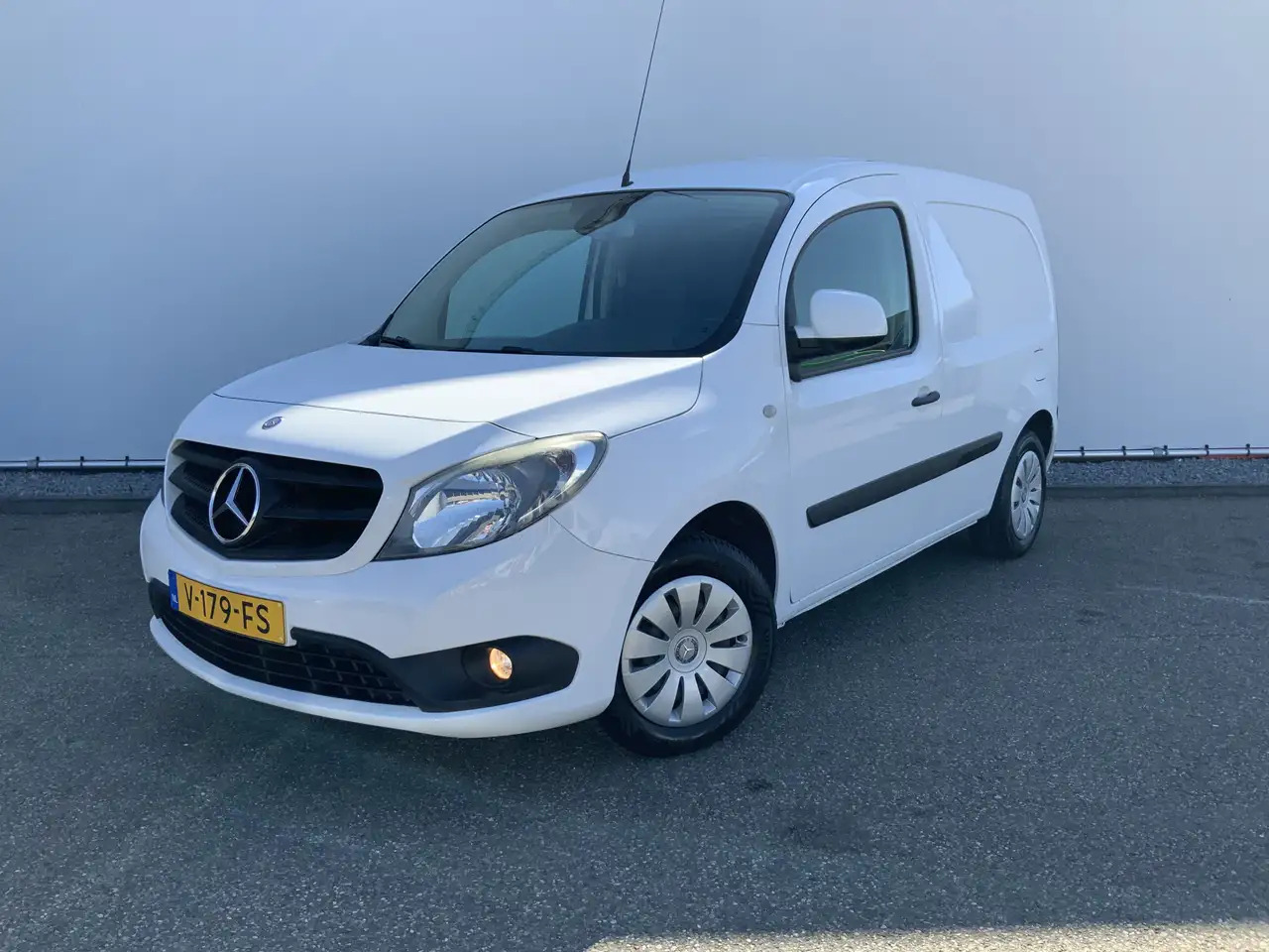Mercedes-Benz Citan 109 CDI Airco Cruise Euro 5 - Furgoneta pequeña: foto 1 Mercedes-Benz Citan 109 CDI Airco Cruise Euro 5 - Furgoneta pequeña: foto 1