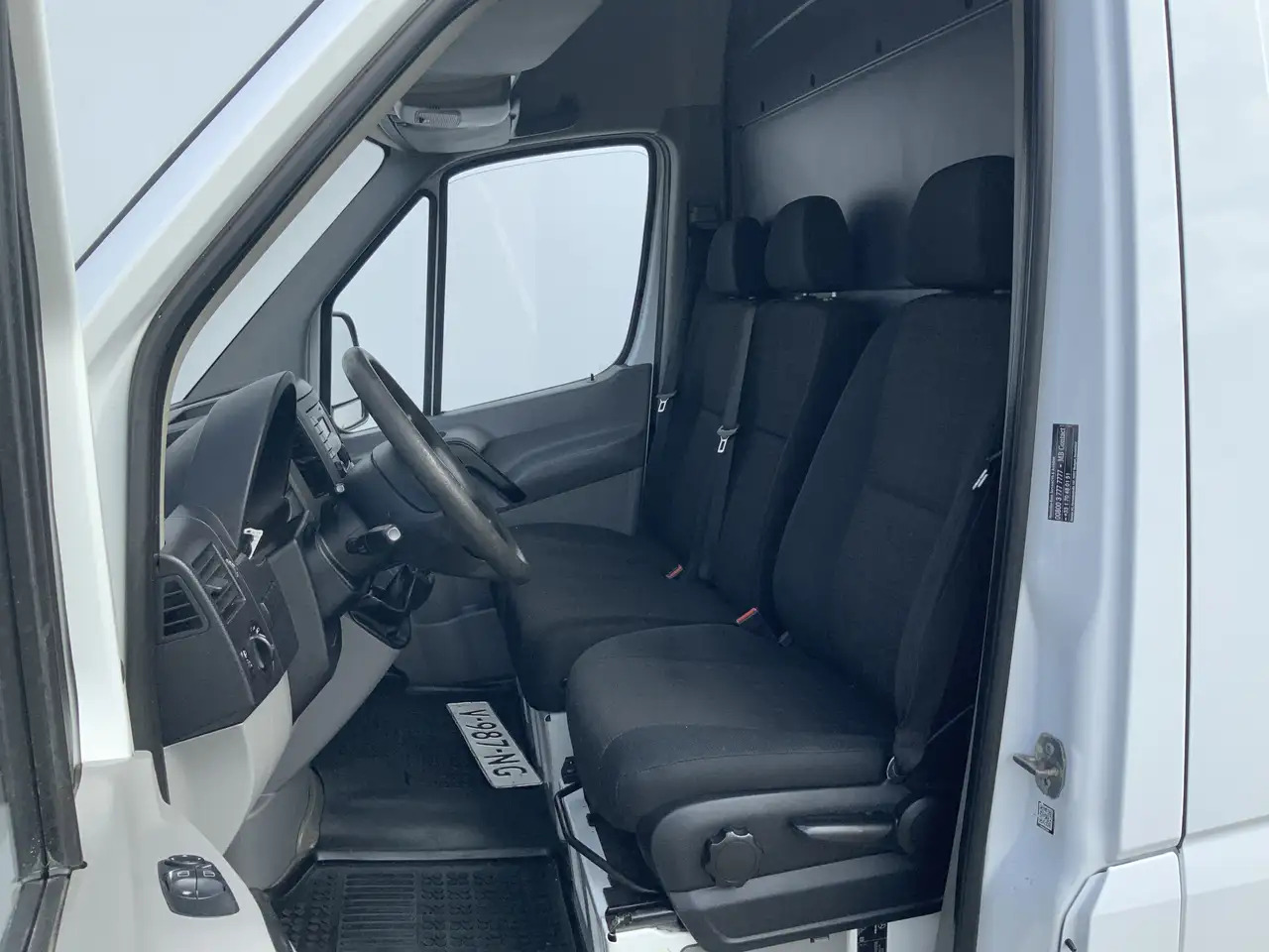 Mercedes-Benz Sprinter 313 2.2 CDI 325 L1 H2 Airco Cruise 3 Zits Trekhaak - Furgón: foto 4 Mercedes-Benz Sprinter 313 2.2 CDI 325 L1 H2 Airco Cruise 3 Zits Trekhaak - Furgón: foto 4