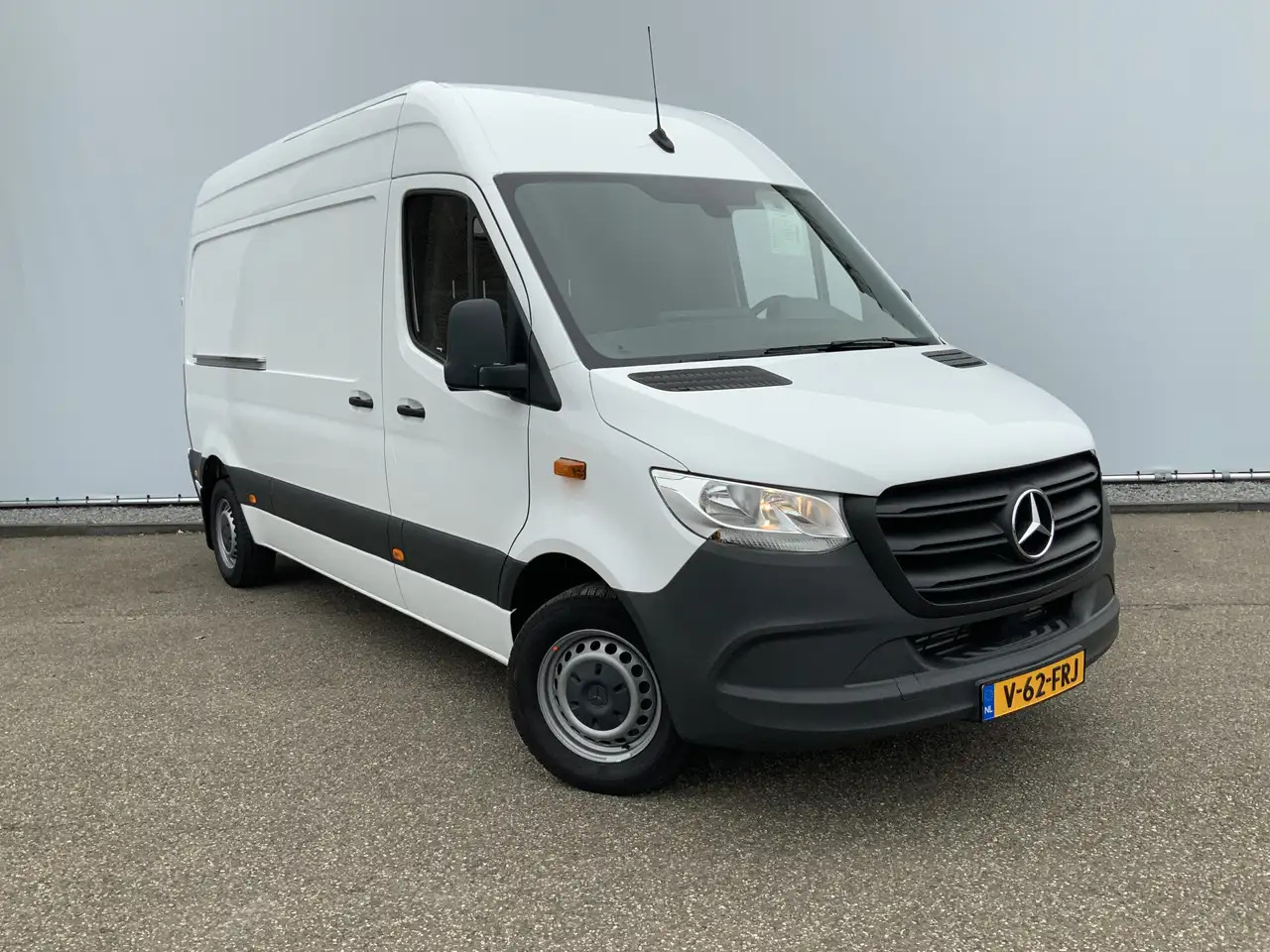 Furgón Mercedes-Benz Sprinter 314 2.2 CDI L2H2 Airco Camera Navi 3 Zits MBUX Sch: foto 12