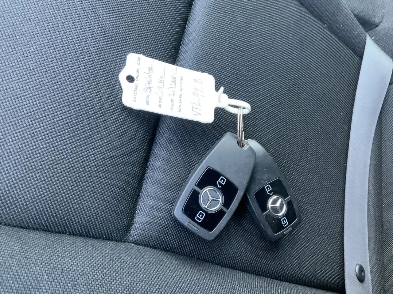 Mercedes-Benz Sprinter 314 2.2 CDI L2H2 Airco Cruise 3 Zits Trekhaak 2000 - Furgón: foto 5 Mercedes-Benz Sprinter 314 2.2 CDI L2H2 Airco Cruise 3 Zits Trekhaak 2000 - Furgón: foto 5