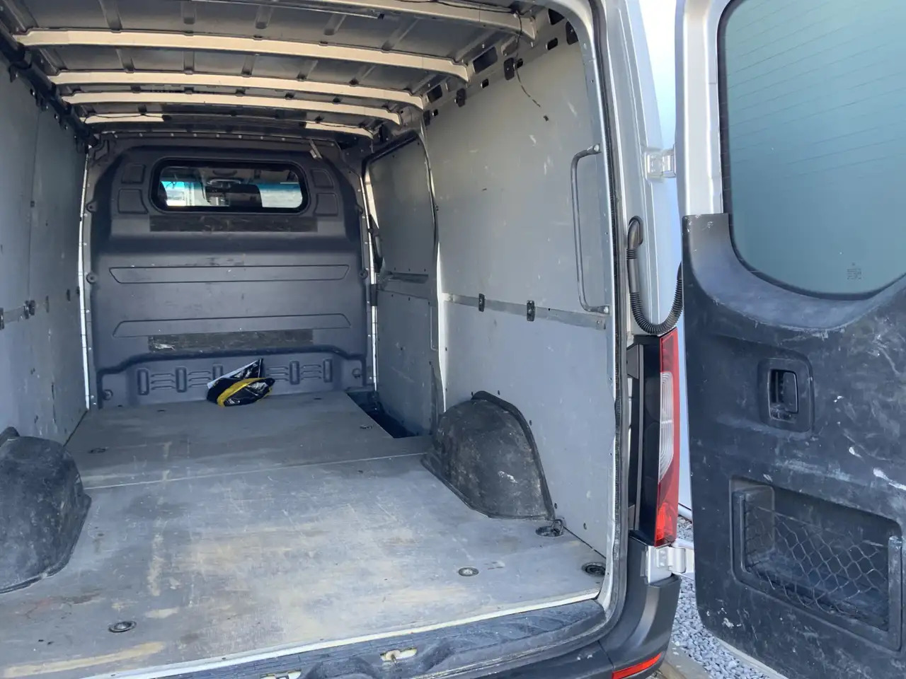 Leasing financiero de Mercedes-Benz Sprinter 316 2.2 CDI 366 L2H1 Automaat M BUX Airco Camera C leasing Mercedes-Benz Sprinter 316 2.2 CDI 366 L2H1 Automaat M BUX Airco Camera C: foto 10