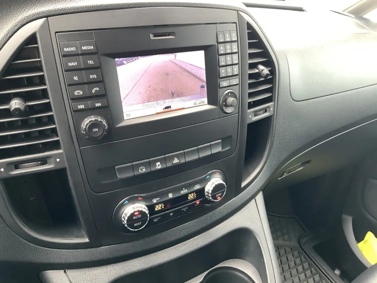 Mercedes-Benz Vito 116 CDI Lang Automaat Airco Cruise Camera Trekhaak - Furgón: foto 3 Mercedes-Benz Vito 116 CDI Lang Automaat Airco Cruise Camera Trekhaak - Furgón: foto 3