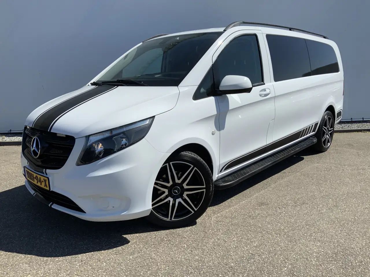 Mercedes-Benz Vito Tourer XL 114 CDI Autom. Airco Cruise Camera Alu V - Furgón: foto 1 Mercedes-Benz Vito Tourer XL 114 CDI Autom. Airco Cruise Camera Alu V - Furgón: foto 1