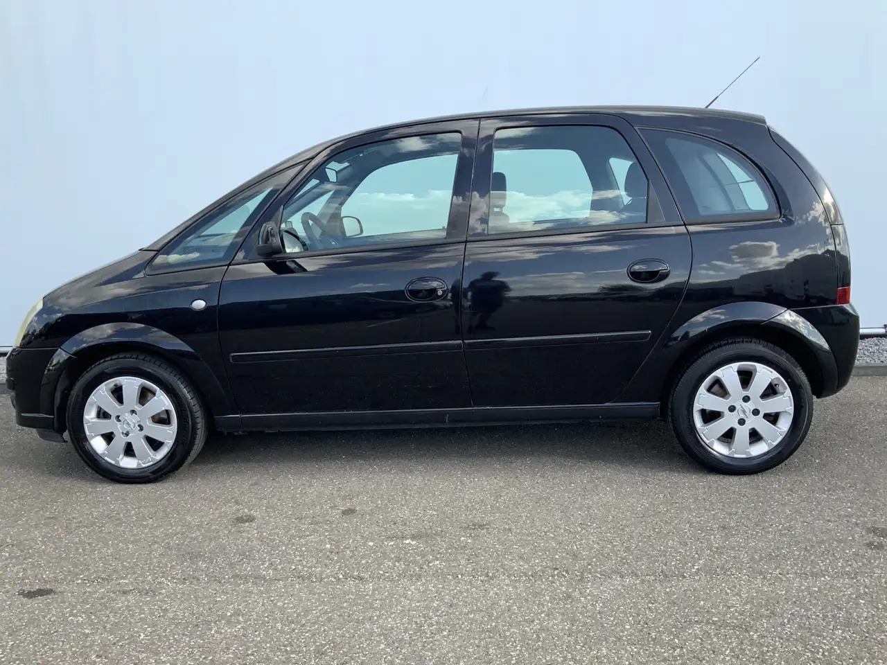 Opel Meriva 1.6-16V Temptation. Airco Alu Velg Trekhaak 1200 k - Hatchback: foto 3 Opel Meriva 1.6-16V Temptation. Airco Alu Velg Trekhaak 1200 k - Hatchback: foto 3