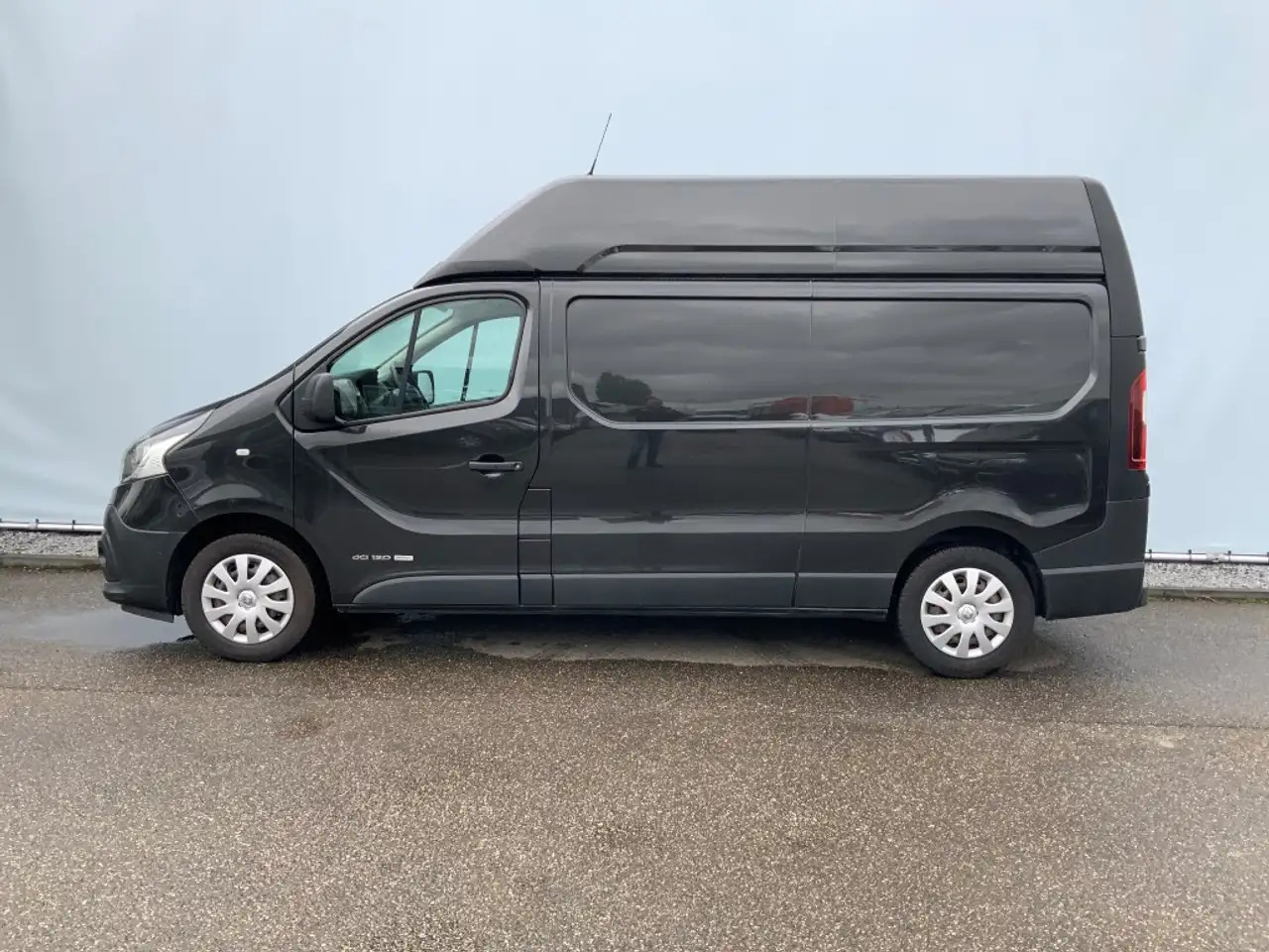 Renault Trafic 1.6 dCi T29 L2H2 Comfort Energy Airco Cruise 3 Zit - Furgón: foto 4 Renault Trafic 1.6 dCi T29 L2H2 Comfort Energy Airco Cruise 3 Zit - Furgón: foto 4