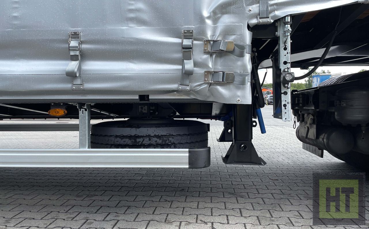 Faymonville MAX Trailer 3-Achs-Jumbo-Semi-Rampen-Planenaufbau - Semirremolque lona: foto 4 Faymonville MAX Trailer 3-Achs-Jumbo-Semi-Rampen-Planenaufbau - Semirremolque lona: foto 4